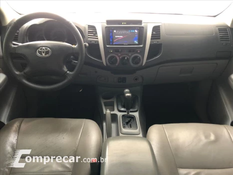 Toyota HILUX 3.0 SRV 4X4 CD 16V TURBO INTERCOOLER DIESEL 4 portas