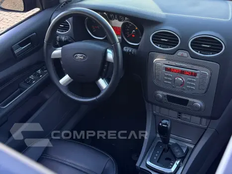 FOCUS 2.0 Titanium Hatch 16V