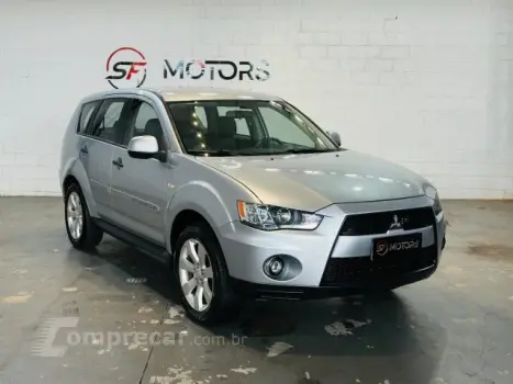 OUTLANDER - 2.4 4X4 16V 4P AUTOMÁTICO