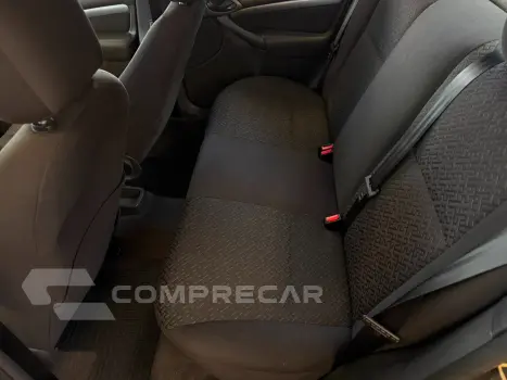 Focus Sedan 1.6/1.6 Flex 8V/16V 4p Mec.