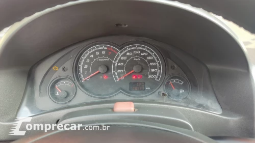 CELTA 1.0 MPFI Life 8V