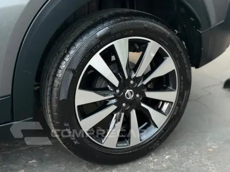 KICKS SL 1.6 16V FlexStar 5p Aut.