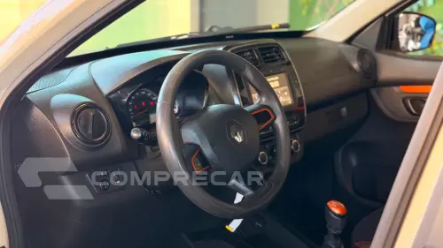 KWID OUTSIDER 1.0 Flex 12V 5p Mec.