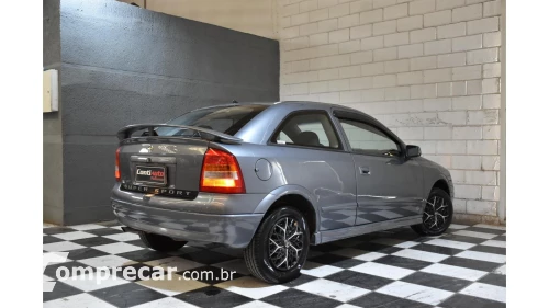 ASTRA HATCH - 1.8 MPFI GL 8V 2P MANUAL