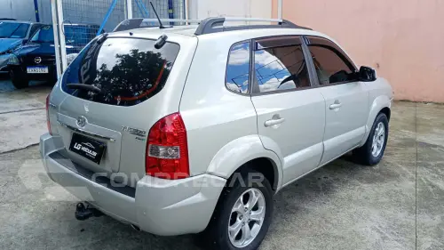 TUCSON 2.0 MPFI GLS 4X2 16V 143cv 2WD
