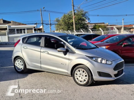 FORD FIESTA 1.6 SE Hatch 16V 4 portas