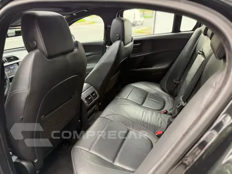 Xe 2.0 16V Si4 Turbo Gasolina R-Sport 4P Automático