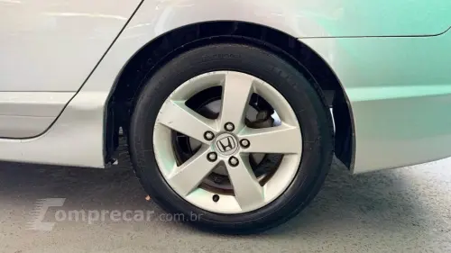 Civic Sedan LXS 1.8/1.8 Flex 16V Aut. 4p