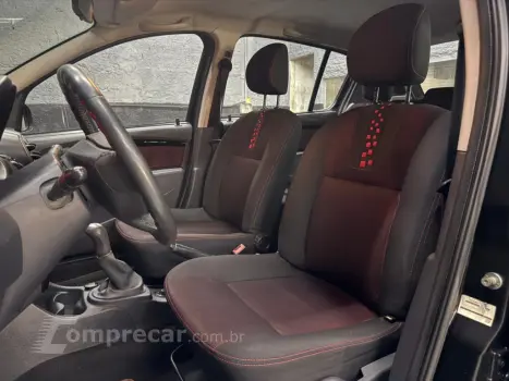 SANDERO 1.6 STEPWAY 8V FLEX 4P MANUAL