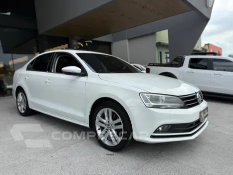 JETTA 2.0 TSI HIGHLINE 211CV GASOLINA 4P TIPTRONIC