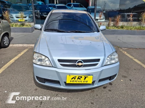 ASTRA 2.0 MPFI Advantage Sedan 8V