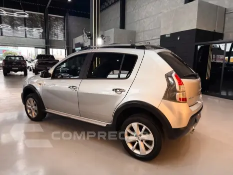 SANDERO 1.6 SL STEPWAY RIP CURL 16V FLEX 4P MANUAL