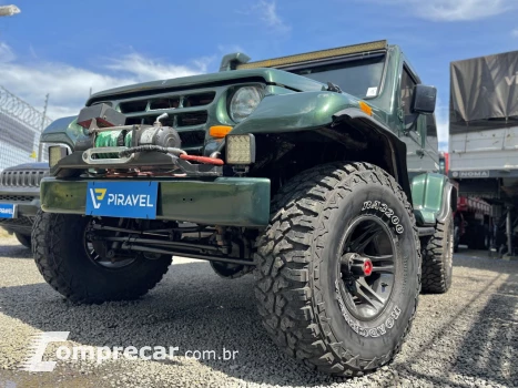 Troller T-4 4x4 2.8 TB Int. Cap. Rígida Diesel 4 portas