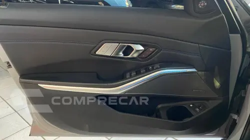 BMW 330e 2.0 16V TURBO M SPORT