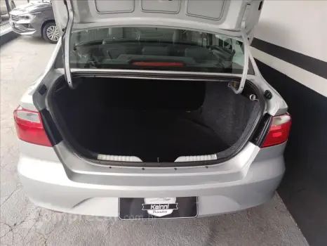 VOYAGE 1.0 12V MPI Totalflex