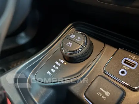 COMPASS 2.0 16V DIESEL TRAILHAWK 4X4 AUTOMÁTICO