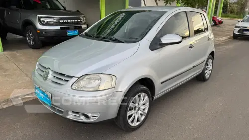 Volkswagen FOX 1.6 MI Plus 8V 4 portas