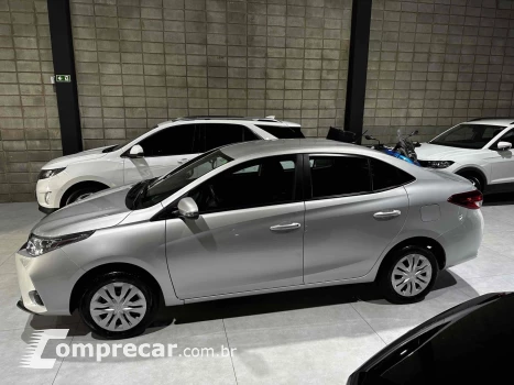 YARIS 1.5 16V FLEX SEDAN XL LIVE MULTIDRIVE