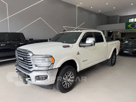RAM 3500 6.4 Hemi Laramie Longhorn 4X4 CD V8 4 portas