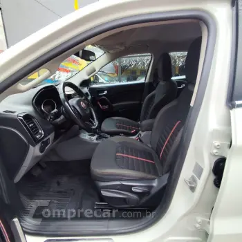 Toro Freedom 2.4 16V Flex Aut.