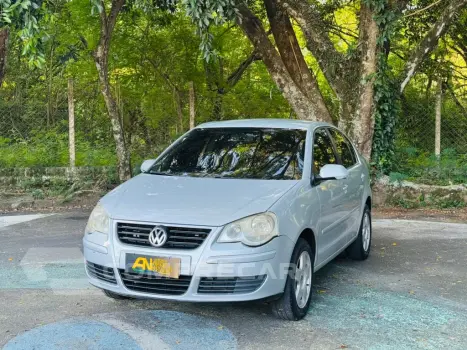 Volkswagen POLO SEDAN 1.6 MI COMFORTLINE 8V FLEX 4P MANUAL 4 portas