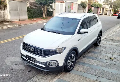 Volkswagen TCROss highine 4 portas
