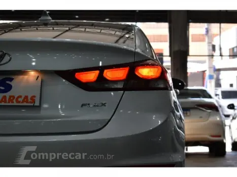 ELANTRA - 2.0 16V 4P AUTOMÁTICO
