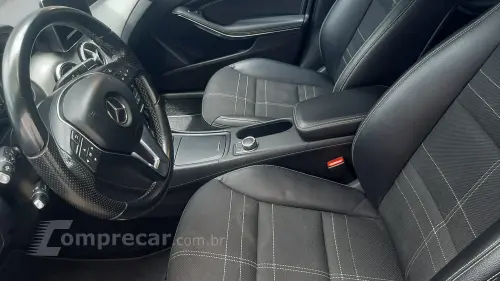 GLA 200 1.6 CGI Style 16V Turbo