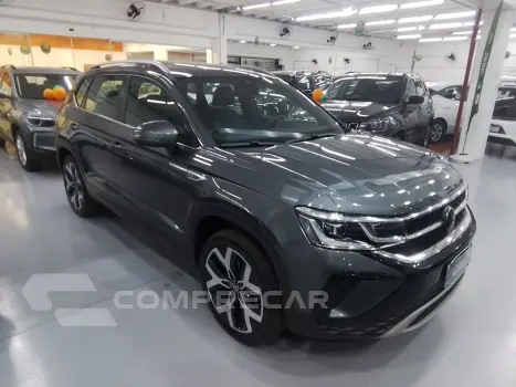 TAOS 1.4 250 TSI TOTAL FLEX HIGHLINE AUTOMÁTICO