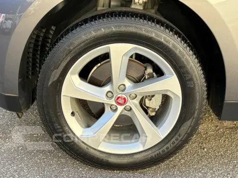 F-PACE 2.0 16V Turbo Prestige AWD