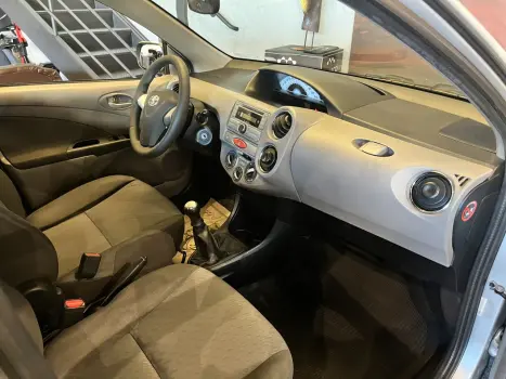 Etios Hatch 1.5 16V 4P FLEX XLS