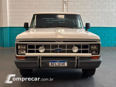 F-1000 3.9 SUPER SÉRIE 4X2 CS 8V TURBO DIESEL 2P MANUAL