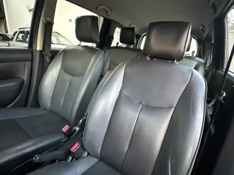 GRAND LIVINA 1.8 SL 16V