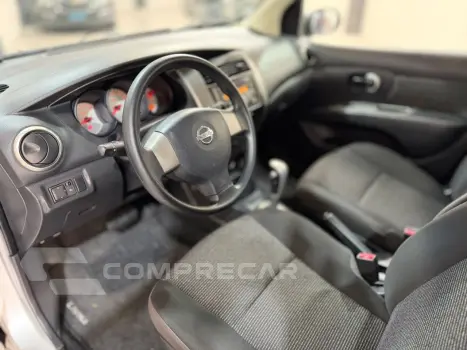 Livina 1.8 16V 4P S FLEX AUTOMÁTICO