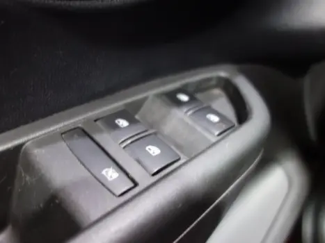 PRISMA - 1.4 MPFI LT 8V 4P AUTOMÁTICO