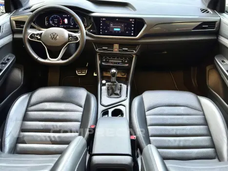 TAOS 1.4 250 TSI TOTAL FLEX HIGHLINE AUTOMÁTICO