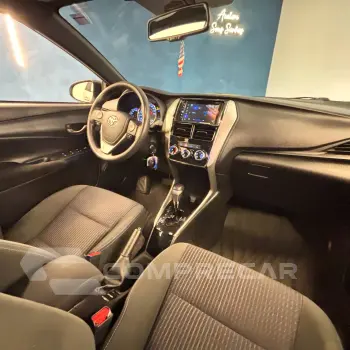 YARIS XL 1.3 Flex 16V 5p Aut.
