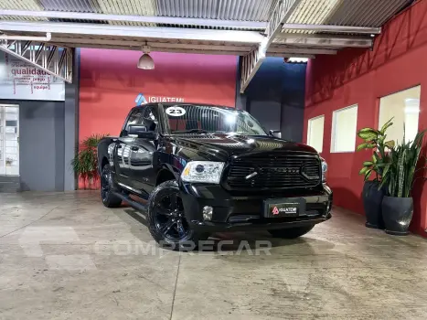 CLASSIC 5.7 V8 GASOLINA LARAMIE NIGHT EDITION CD 4X4 AUTOMÁT