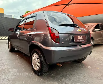 CELTA 1.0 MPFI LT 8V