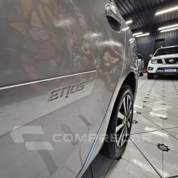 ETIOS PLATINUM SEDAN 1.5 FLEX MANUAL
