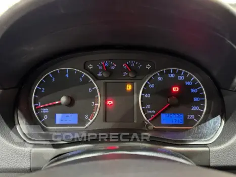 POLO SEDAN - 1.6 MI 8V 4P MANUAL