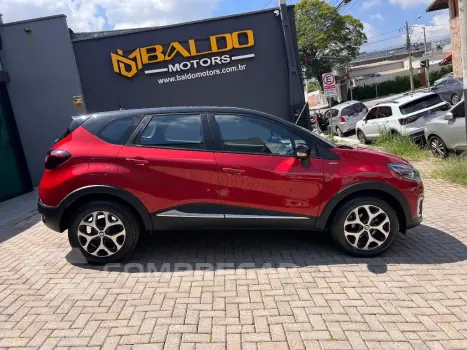 CAPTUR Intense Bose 1.6 16V Flex 5p Aut.