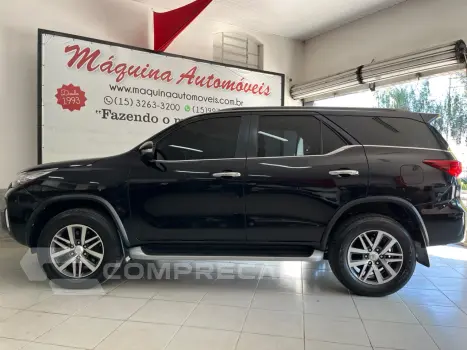HILUX SW4 2.8 D-4d Turbo SRX 4X4