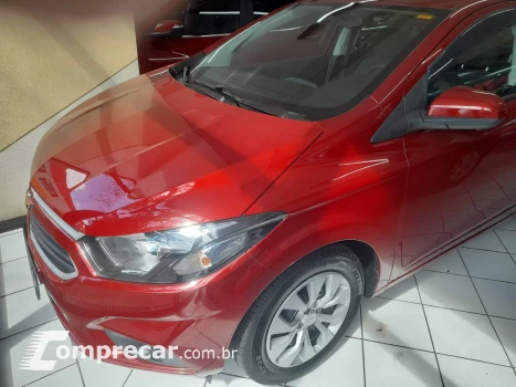 CHEVROLET Onix 4 portas