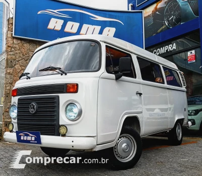 Volkswagen KOMBI 1.4 MI STD Lotação 8V 4 portas