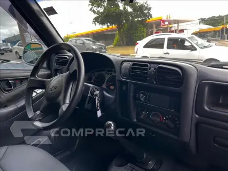 S10 2.4 MPFI Advantage 4X2 CD 8V