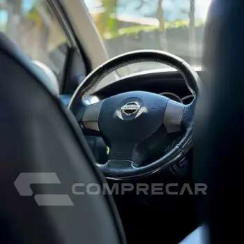 LIVINA 1.8 SL X-gear 16V