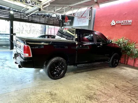 CLASSIC 5.7 V8 GASOLINA LARAMIE CD 4X4 AUTOMÁTICO