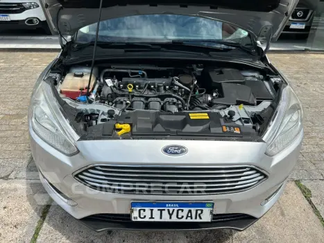 FOCUS 2.0 TITANIUM FASTBACK 16V FLEX 4P POWERSHIFT