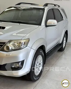 Hilux SW4 3.0 16V 4P SRV 4X4 TURBO DIESEL AUTOMÁTICO